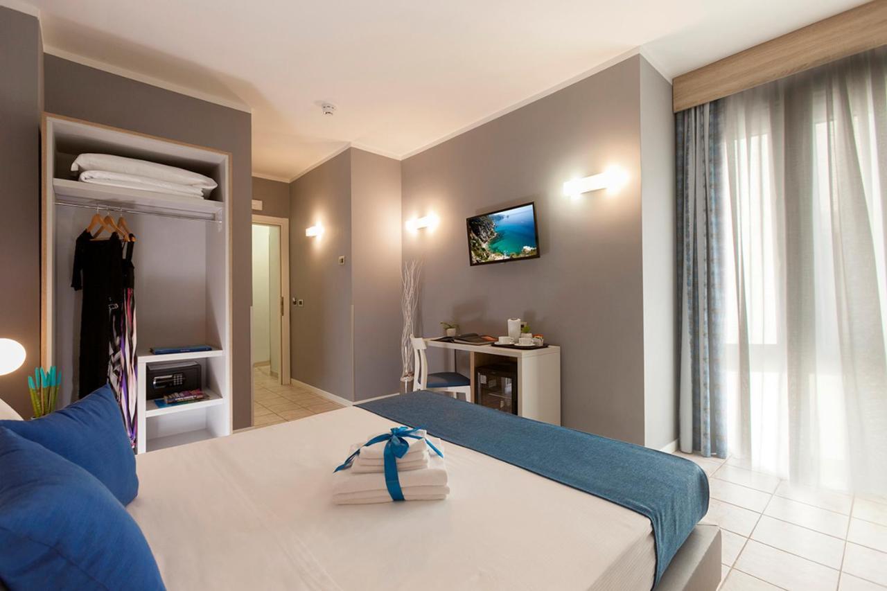 Bike&Boat Argentario Hotel Porto Santo Stefano  Exterior photo